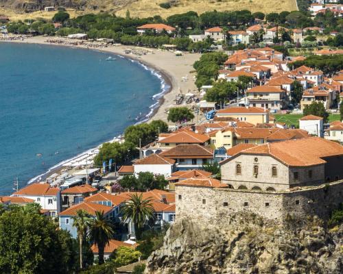 Παραλία Πέτρα